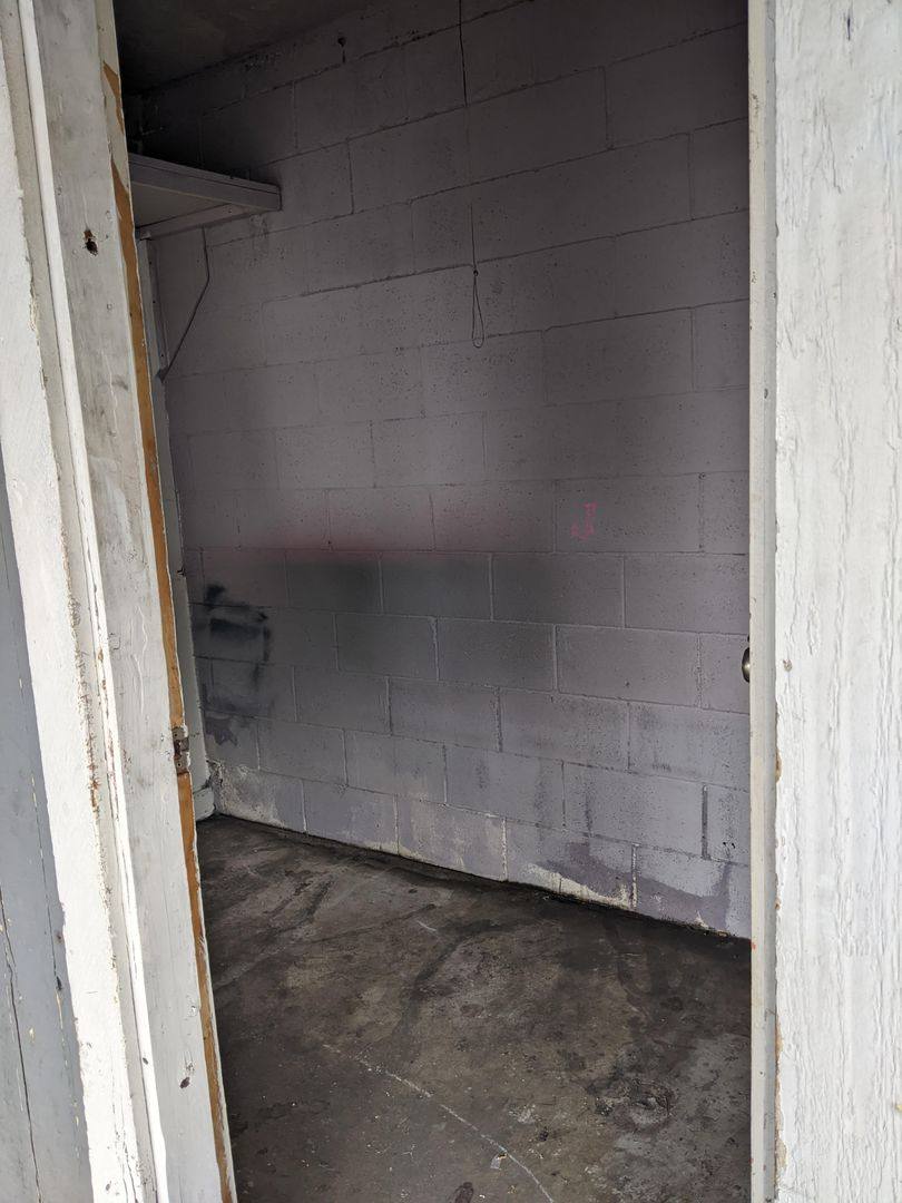 Apartment for rent at 1403 W 6th Ave, Eugene, OR 97402