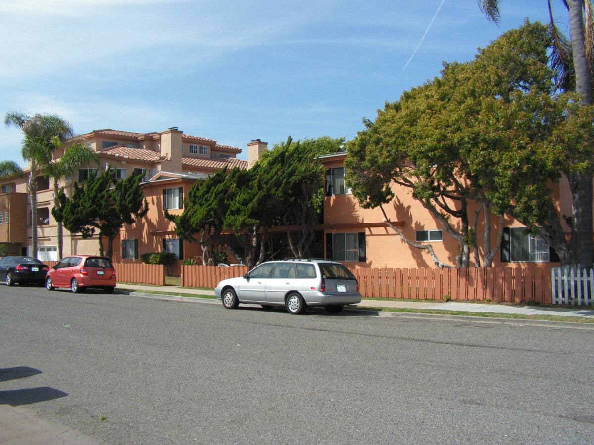 Apartment for rent at 266 Daisy Ave, Imperial Beach, CA 91932