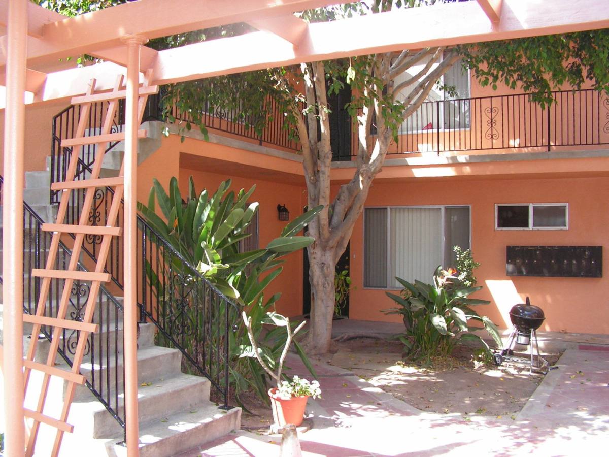 Apartment for rent at 266 Daisy Ave, Imperial Beach, CA 91932