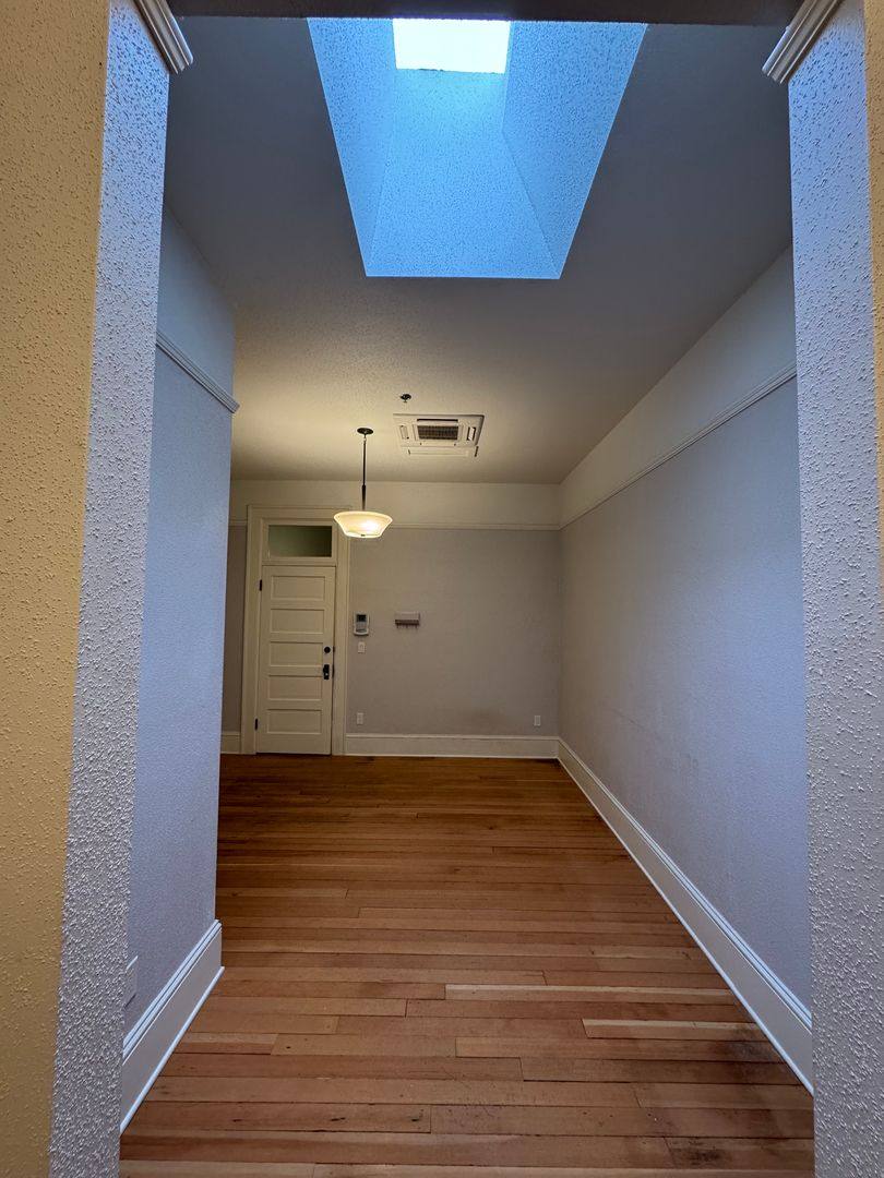 Apartment for rent at 524 E Main St, Cottage Grove, OR 97424