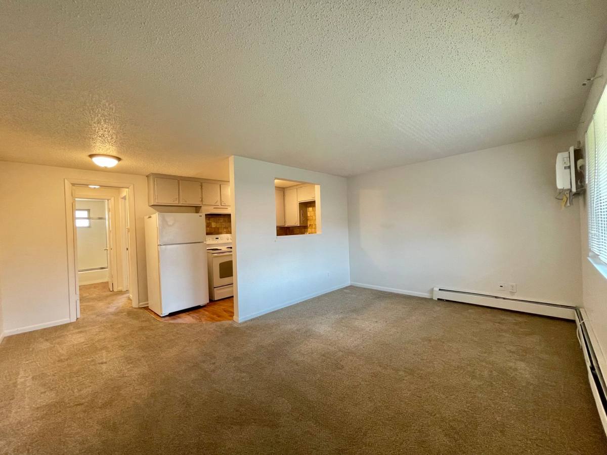 Apartment for rent at 1419 Coffman St, Longmont, CO 80501