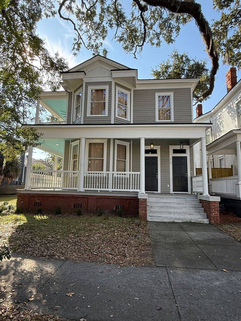 House for rent at 219 W 36th St, Savannah, GA 31401