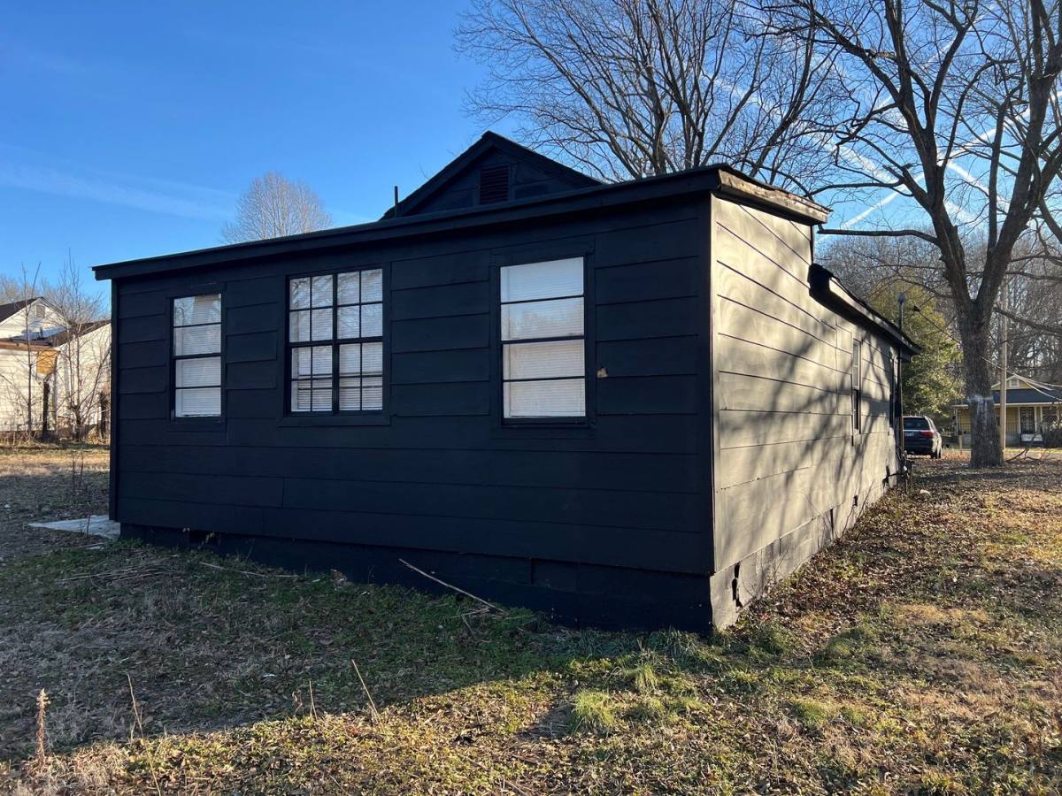 House for rent at 3447 Cook, Memphis, TN 38109