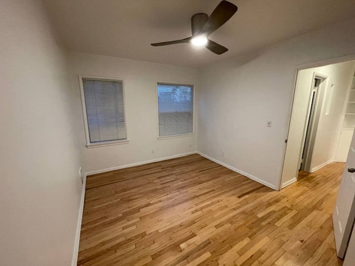 Apartment for rent at 41 Thornton Ave, Venice, CA 90291