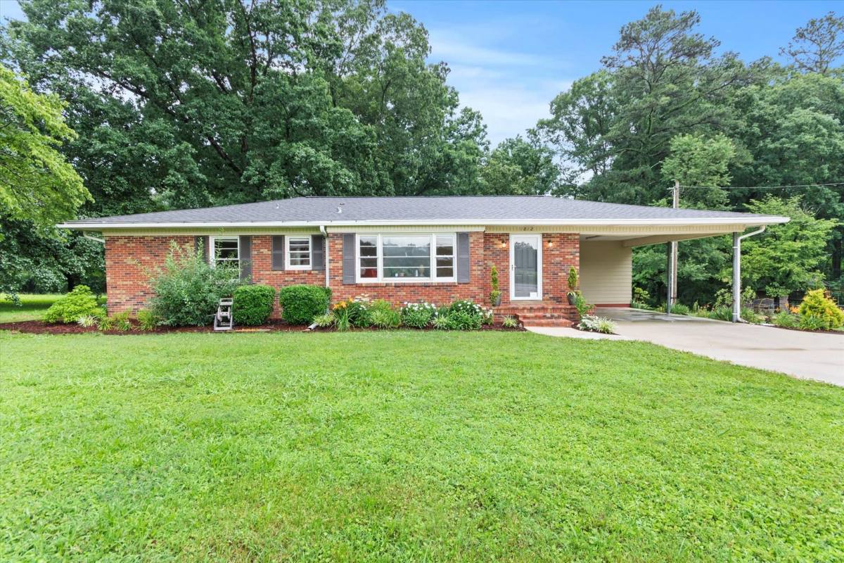 House for rent at 1812 Elkton St, Athens, AL 35614