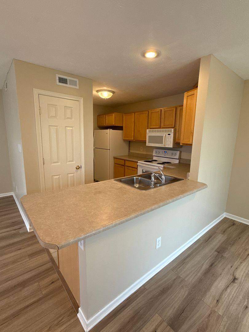 Townhouse for rent at 2616 Oaklawn Court, Bloomington, IN 47401