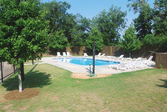 Apartment for rent at 145 N Ave, Athens, GA 30601
