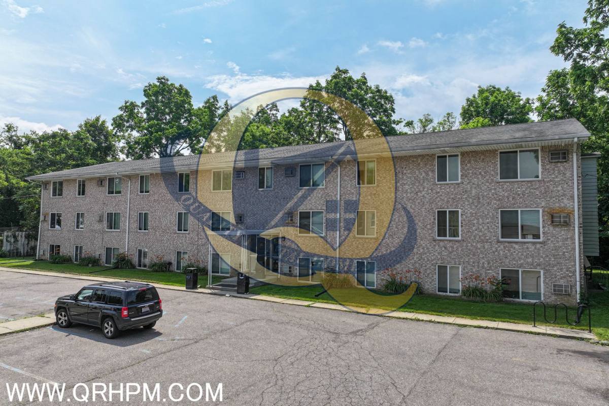 Apartment for rent at 828 N St, Mount Morris, MI 48458
