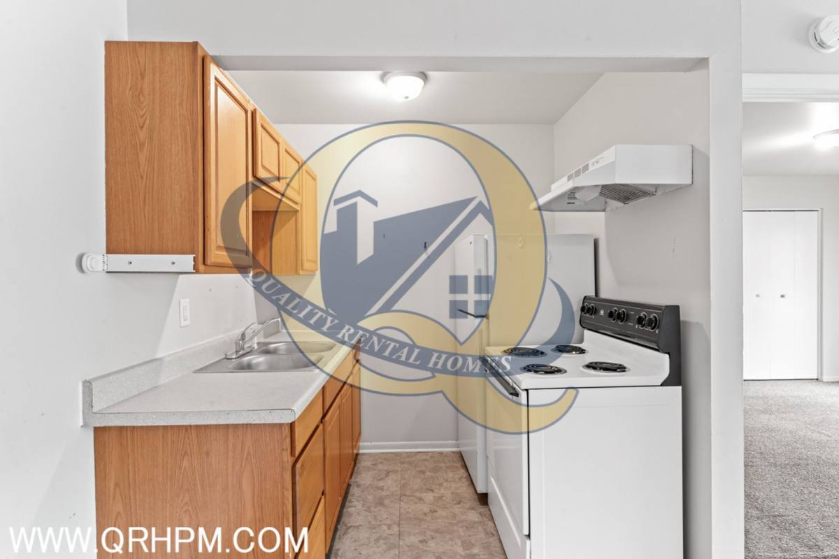 Apartment for rent at 828 N St, Mount Morris, MI 48458