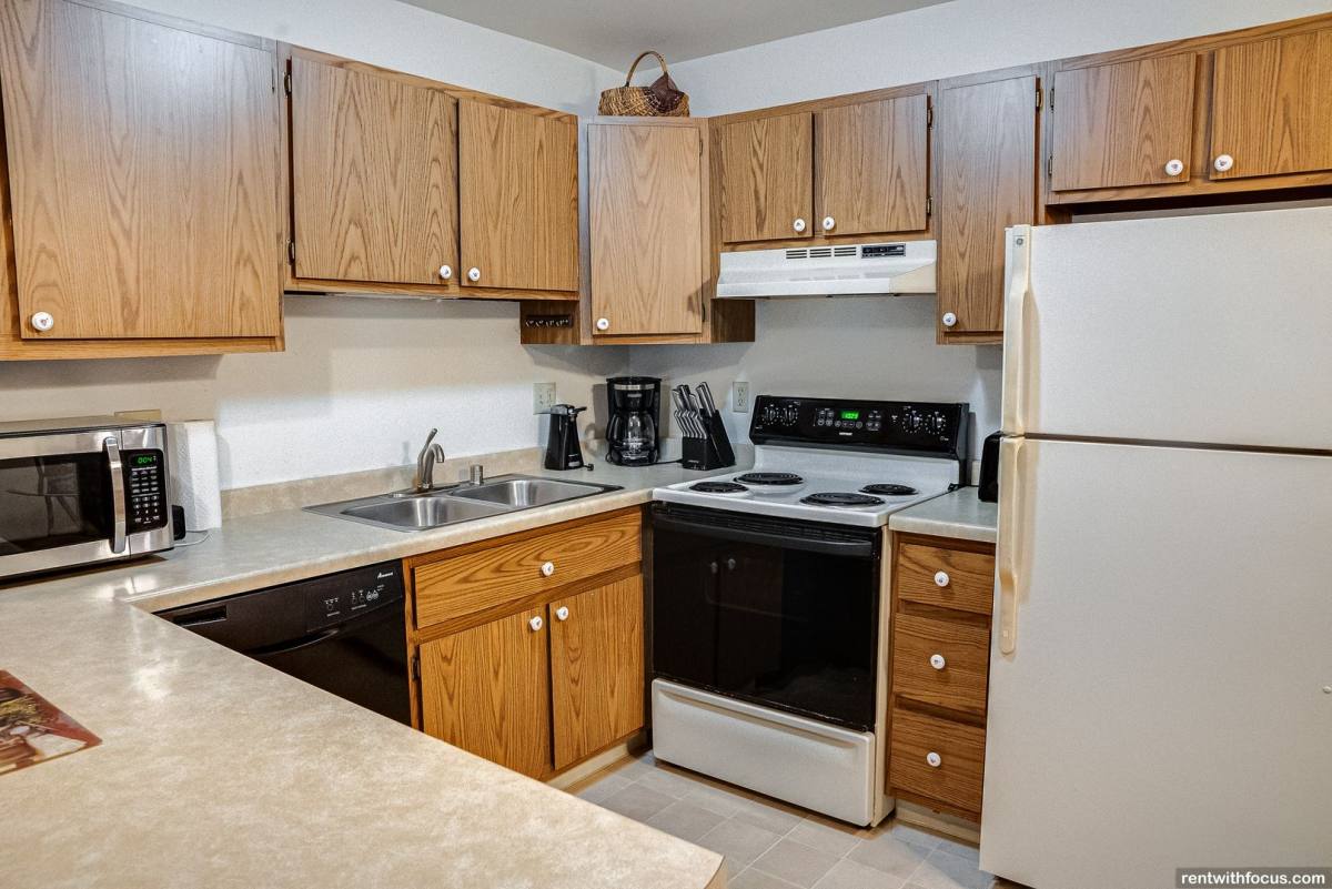 Apartment for rent at 205 W Calumet St, Appleton, WI 54915