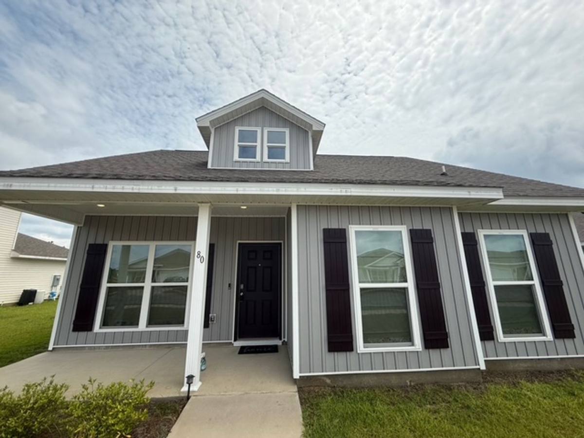 House for rent at 80 Silverthorn St, Freeport, FL 32439
