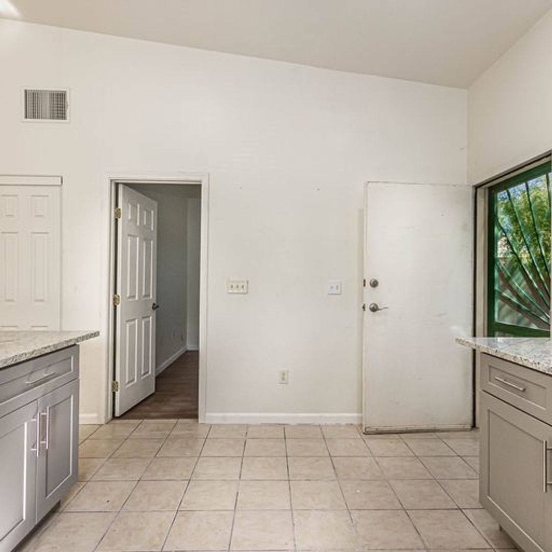 Apartment for rent at 610 E Waverly St Units 1 & #2, Tucson, AZ 85705
