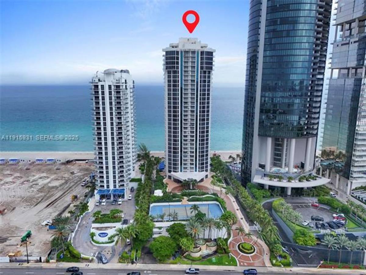 Apartment for rent at 18671 Collins Ave, North Miami Beach, FL 33160
