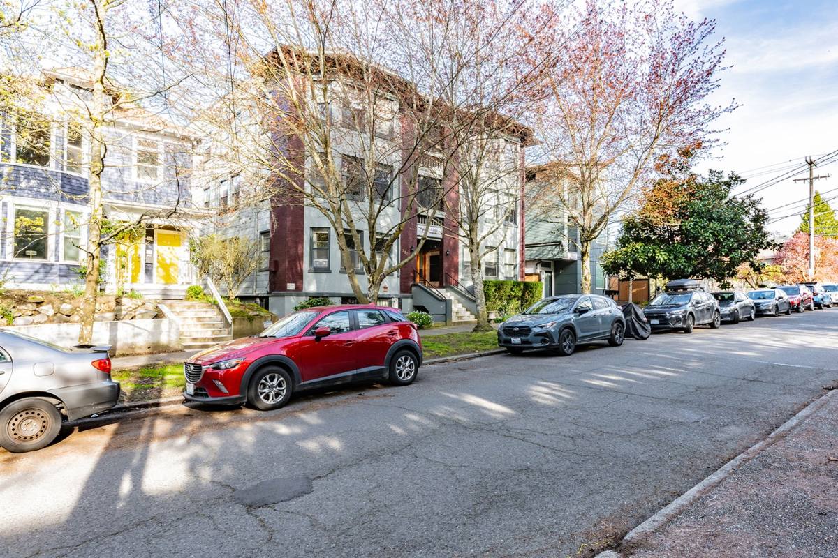 Apartment for rent at 721 17th Ave, Seattle, WA 98122