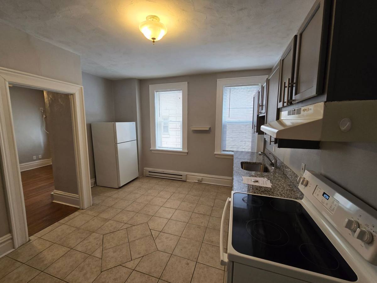Apartment for rent at 6716 Thomas Blvd, Pittsburgh, PA 15208