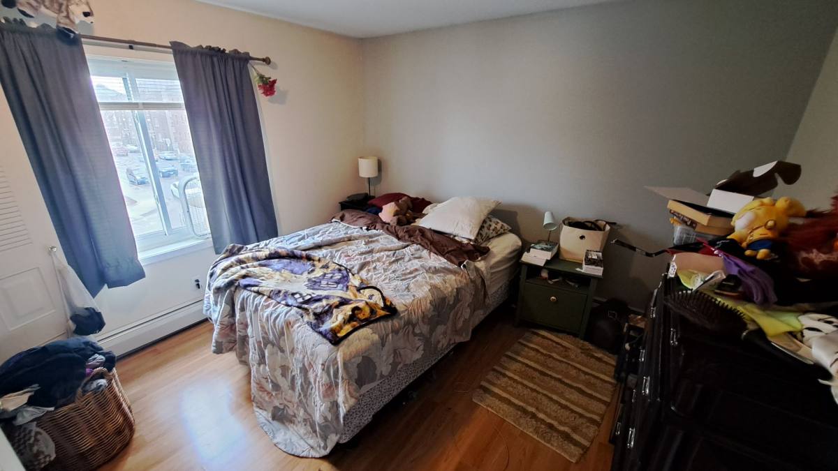 Apartment for rent at 1501 Portland Ave S, Minneapolis, MN 55404