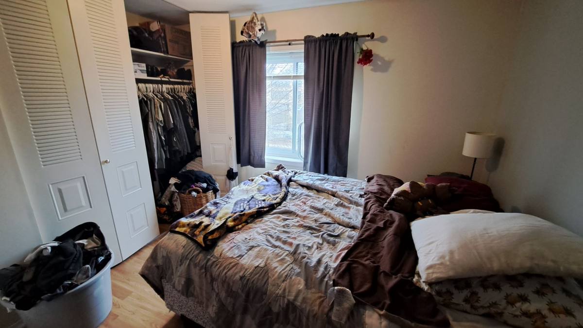 Apartment for rent at 1501 Portland Ave S, Minneapolis, MN 55404
