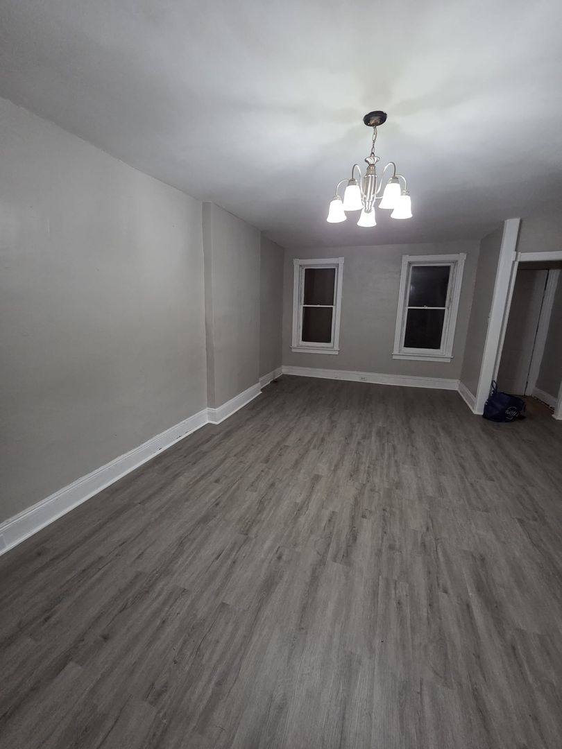 House for rent at 517 Stuyvesant Ave, Trenton, NJ 08618