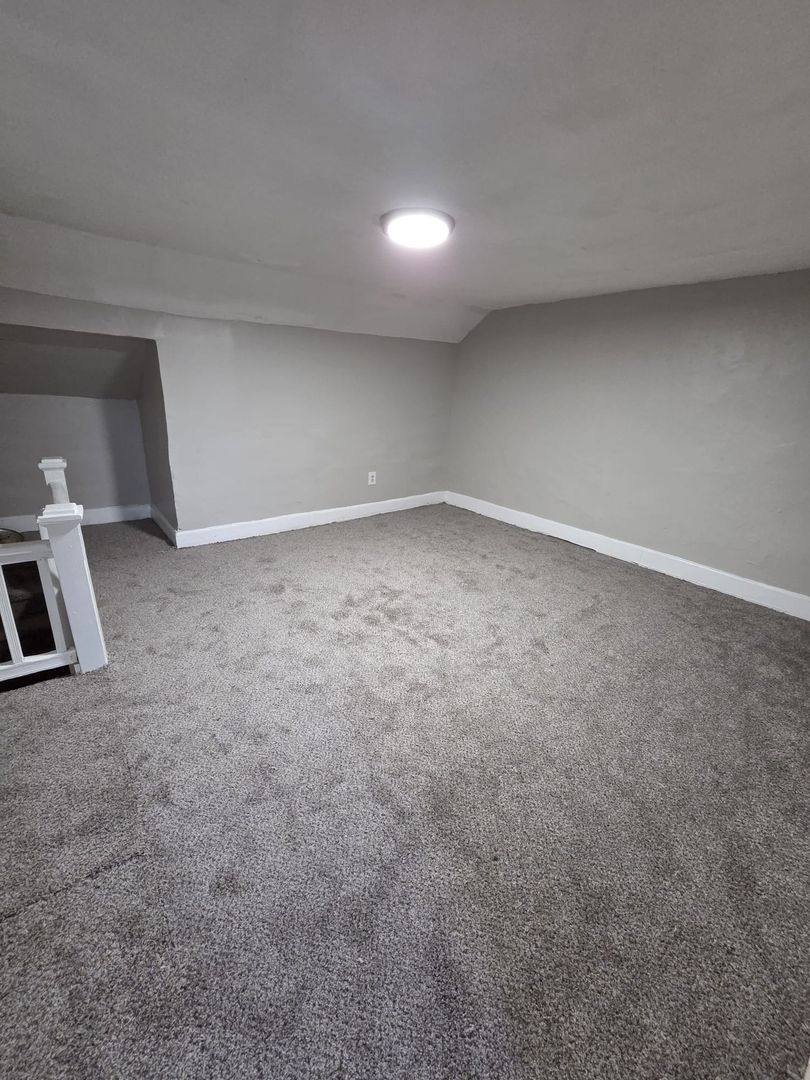 House for rent at 517 Stuyvesant Ave, Trenton, NJ 08618