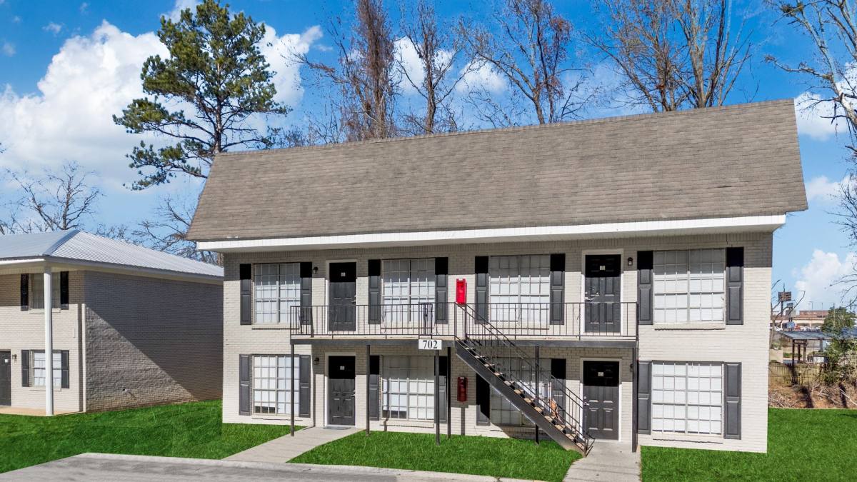 Apartment for rent at 715 Dogwood Lane, Tuscaloosa, AL 35405