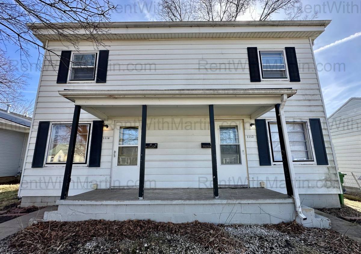 Apartment for rent at 1112-1114 Byron Ave, Waterloo, IA 50702