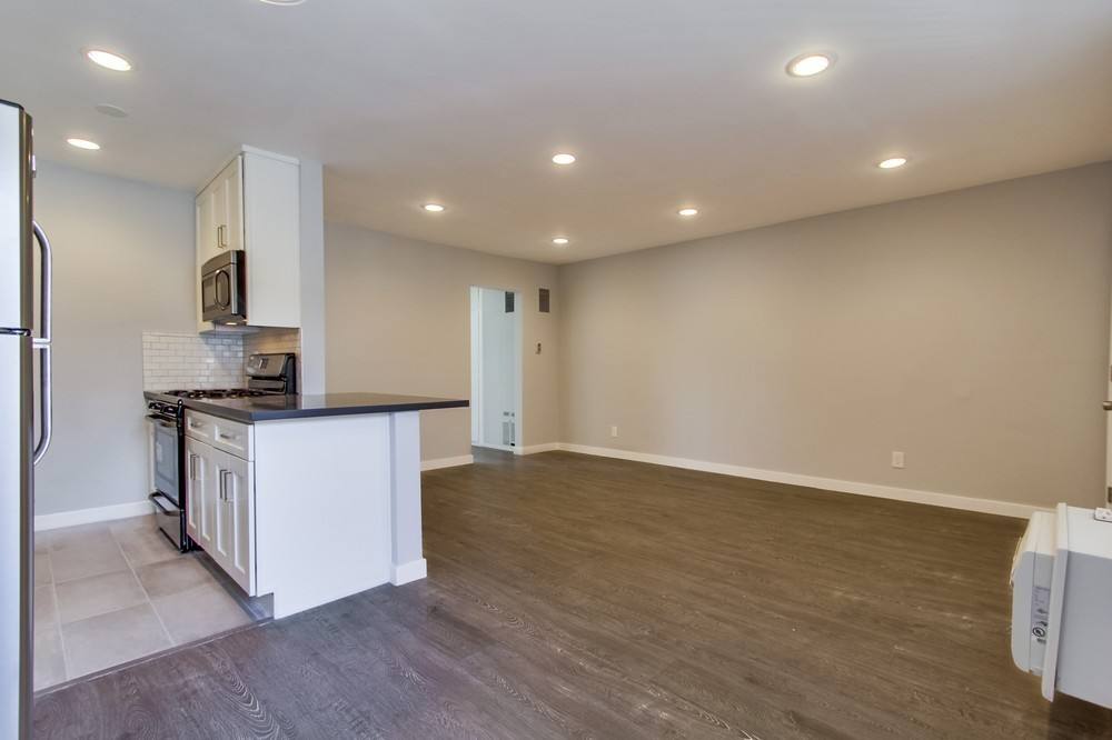 Apartment for rent at 7259 Willoughby Ave, Los Angeles, CA 90046