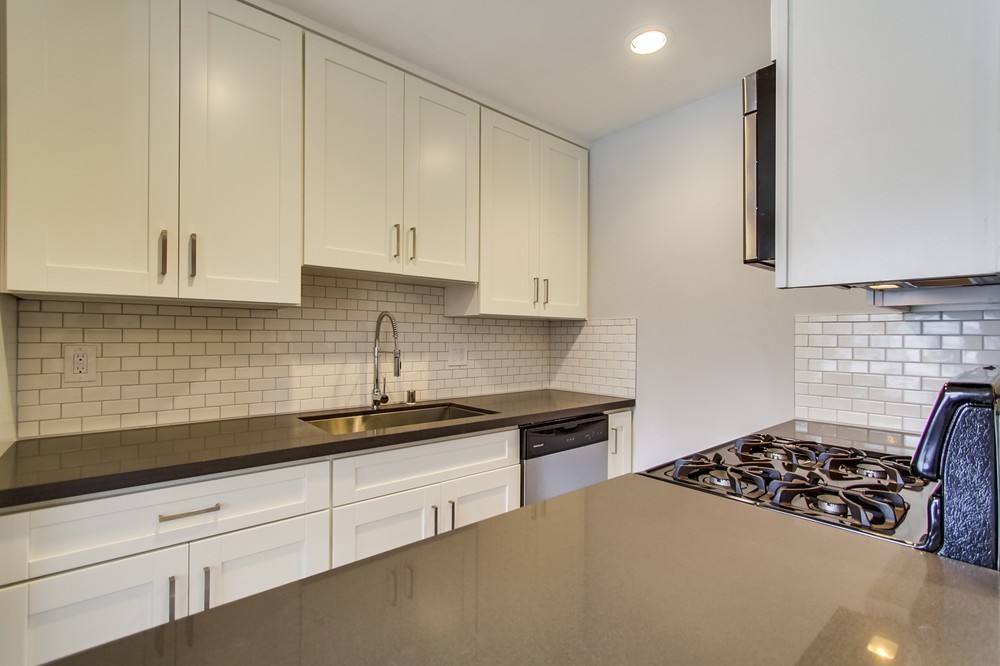 Apartment for rent at 7259 Willoughby Ave, Los Angeles, CA 90046