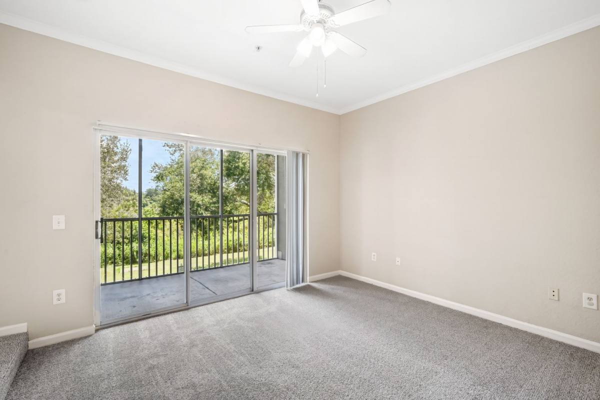 Apartment for rent at 9301 Crescent Loop Circle, Tampa, FL 33619