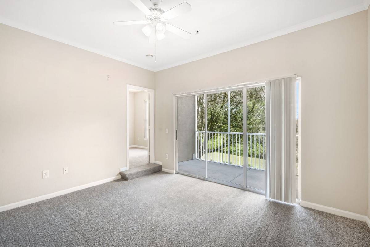 Apartment for rent at 9301 Crescent Loop Circle, Tampa, FL 33619