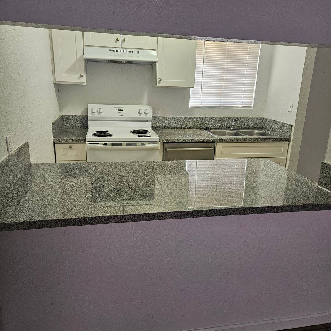 Apartment for rent at 5101 Marsha, Bakersfield, CA 93309