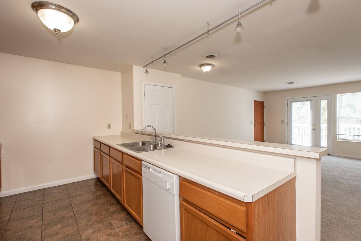 Apartment for rent at 246-254 E University Ave, Cincinnati, OH 45219