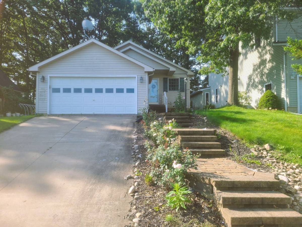 House for rent at 605 Benjamin Court, State College, PA 16803