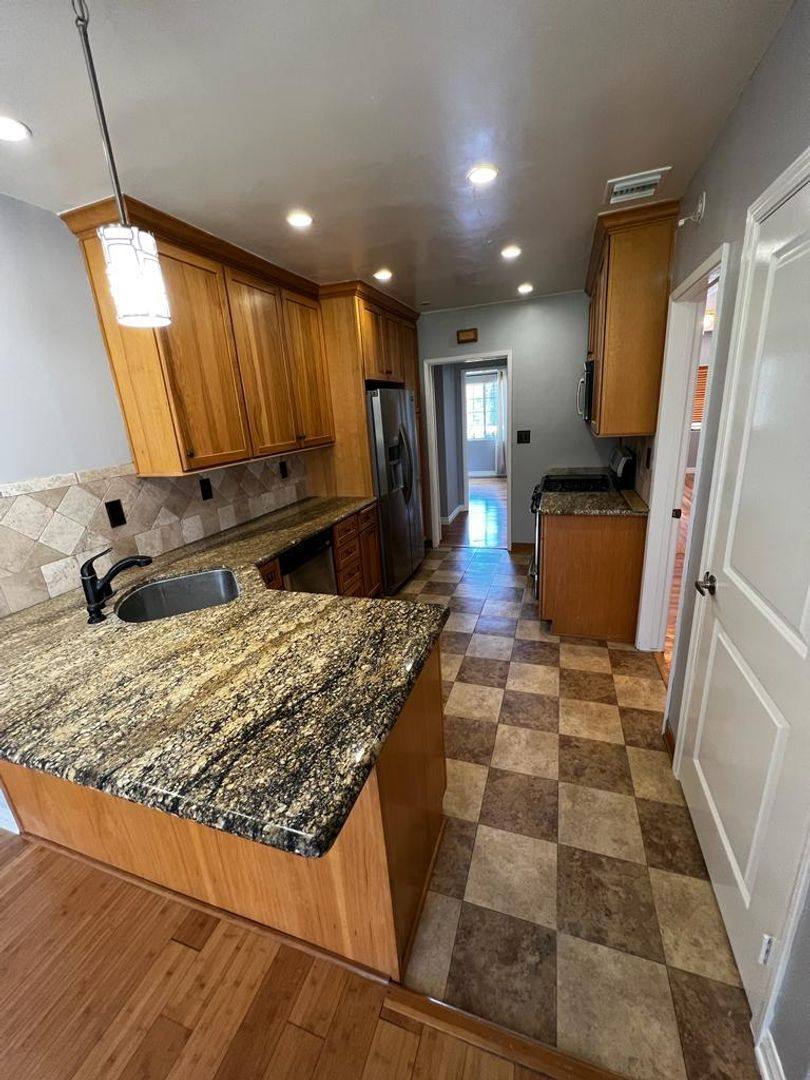 House for rent at 3343 Santa Carlotta St, La Crescenta, CA 91214