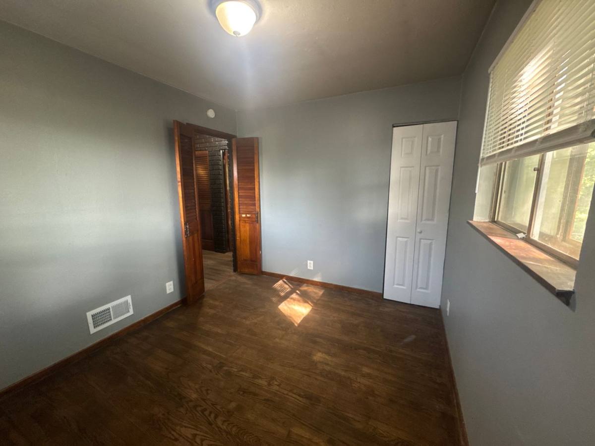 House for rent at 10524 Durness Dr, Saint Louis, MO 63137