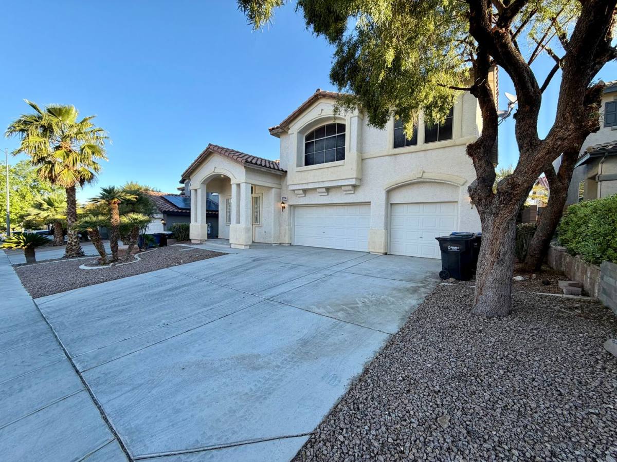 House for rent at 2736 Carolina Blue Ave, Henderson, NV 89052
