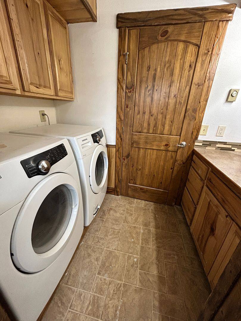 Apartment for rent at 253 W Main, Dunn Center, ND 58626