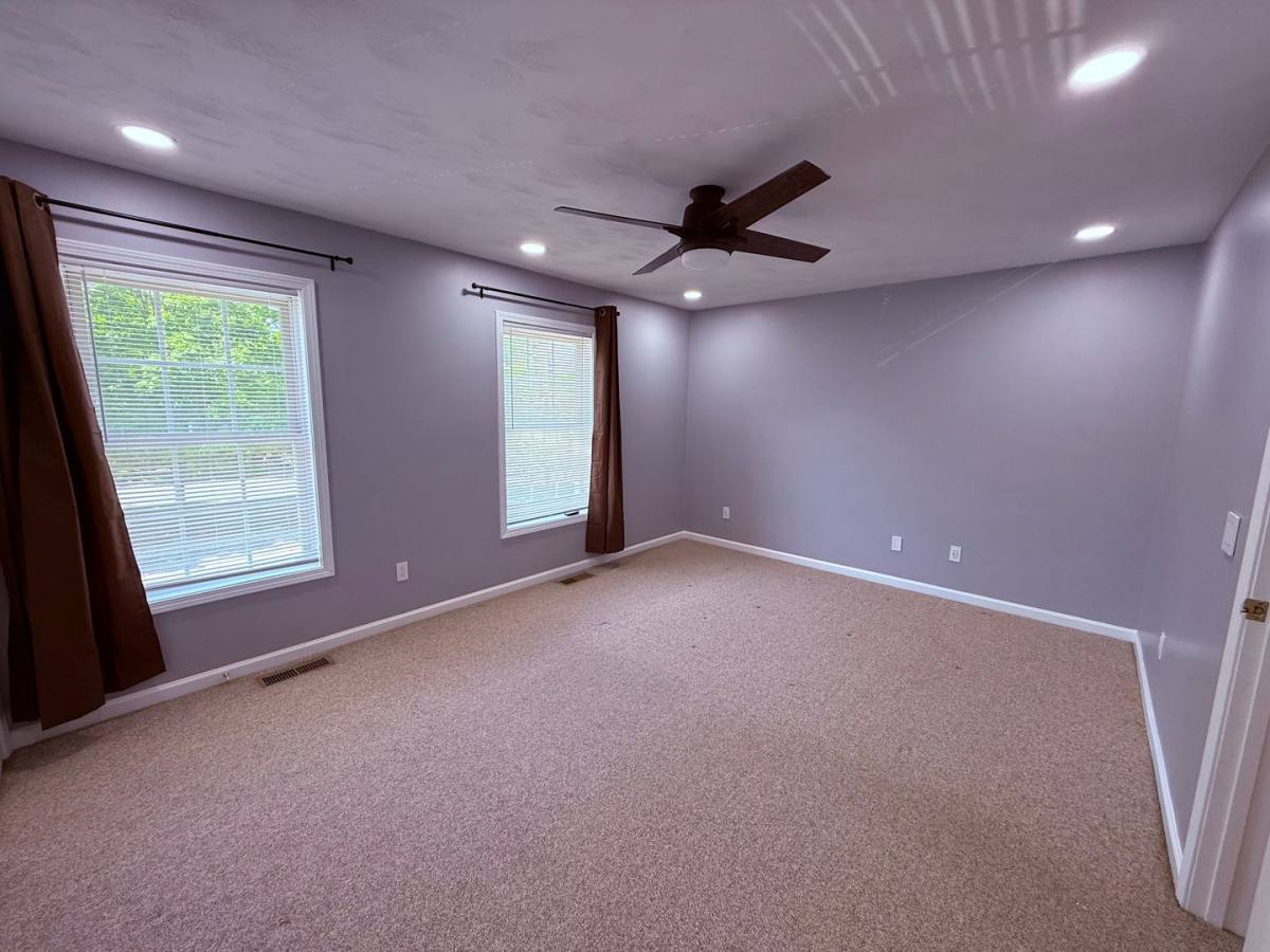 Townhouse for rent at 608 Stone St, Christiansburg, VA 24073