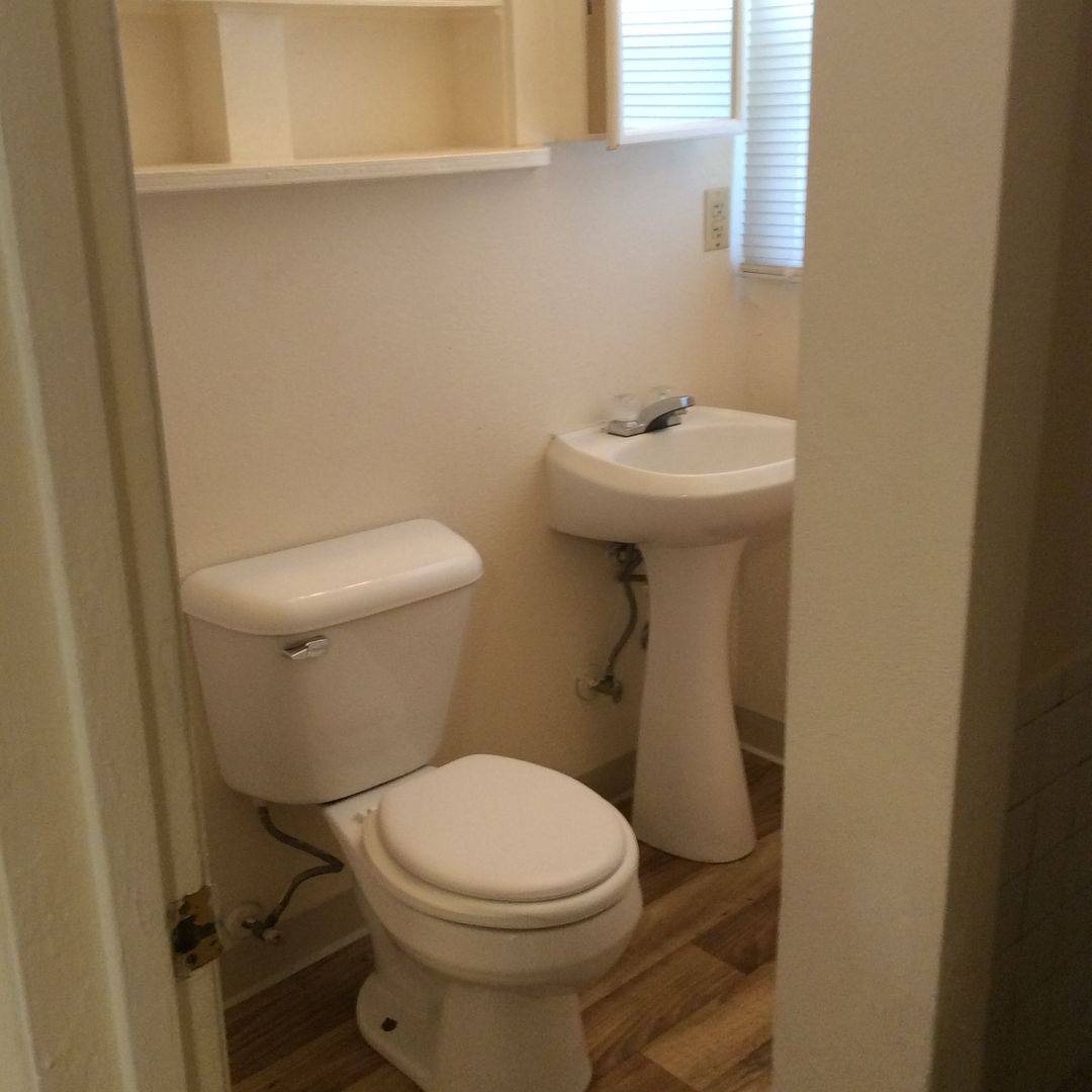 Apartment for rent at 1850 Rogue River Highway, Grants Pass, OR 97527