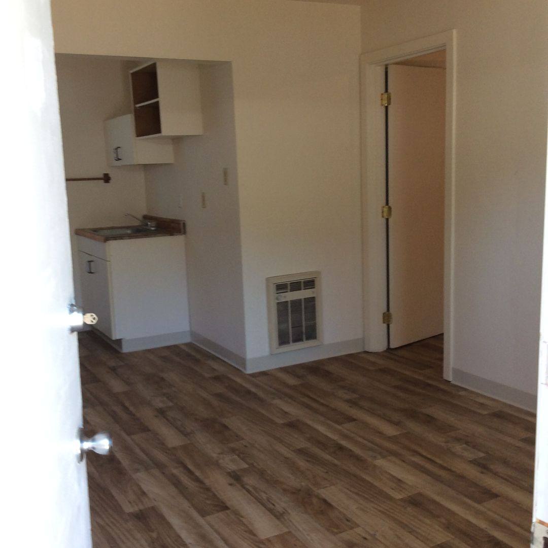 Apartment for rent at 1850 Rogue River Highway, Grants Pass, OR 97527