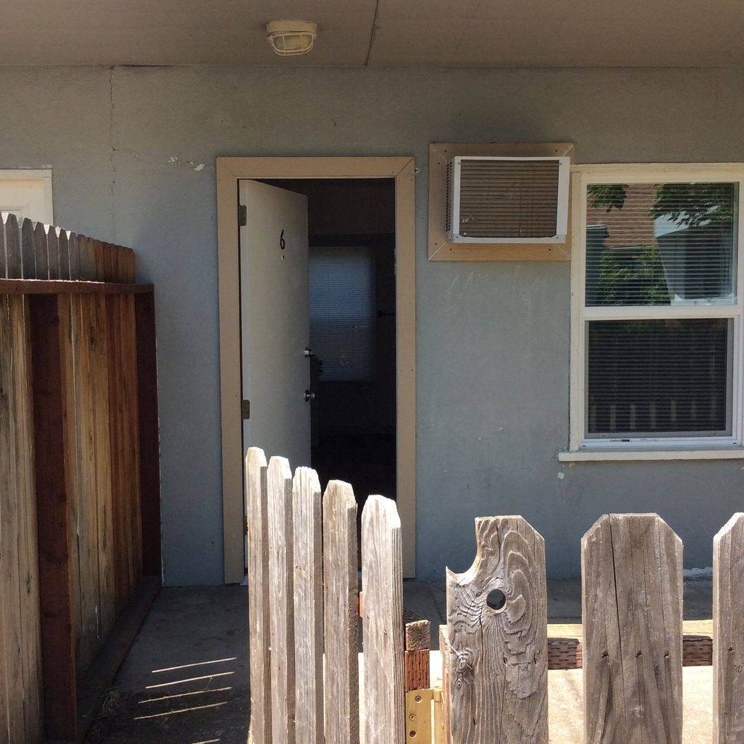 Apartment for rent at 1850 Rogue River Highway, Grants Pass, OR 97527