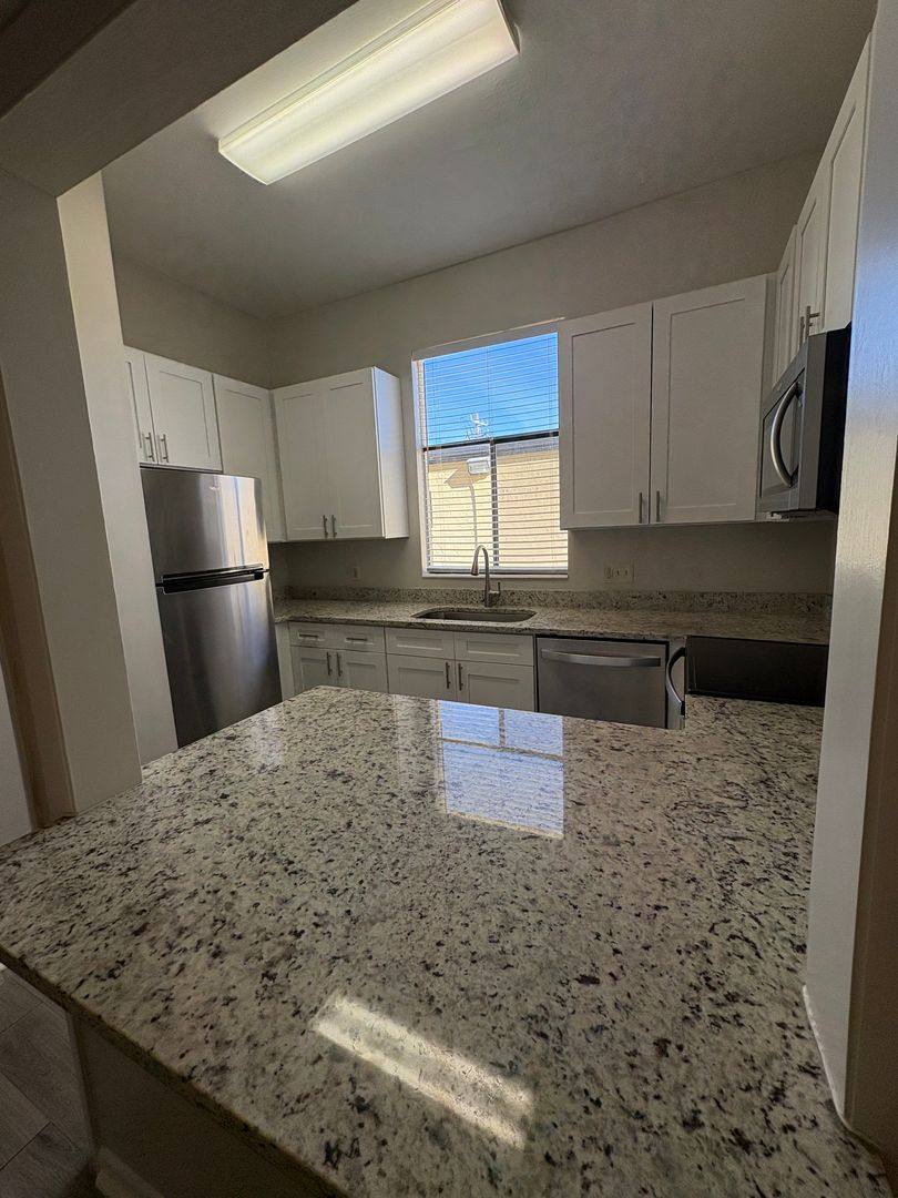 Apartment for rent at 3420 University Blvd S, Jacksonville, FL 32216