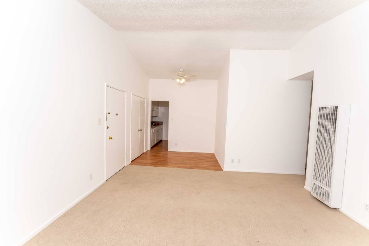 Apartment for rent at 11712 Darlington Ave, Los Angeles, CA 90049
