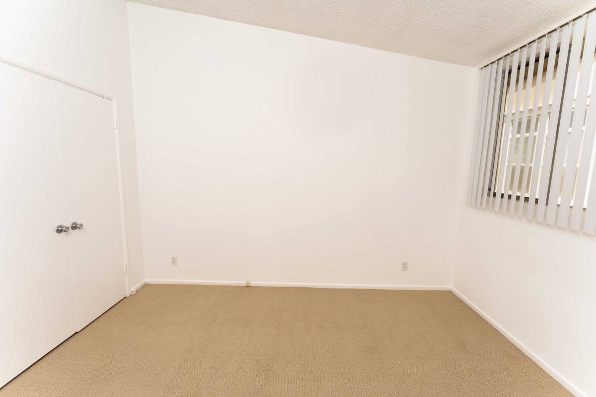 Apartment for rent at 11712 Darlington Ave, Los Angeles, CA 90049