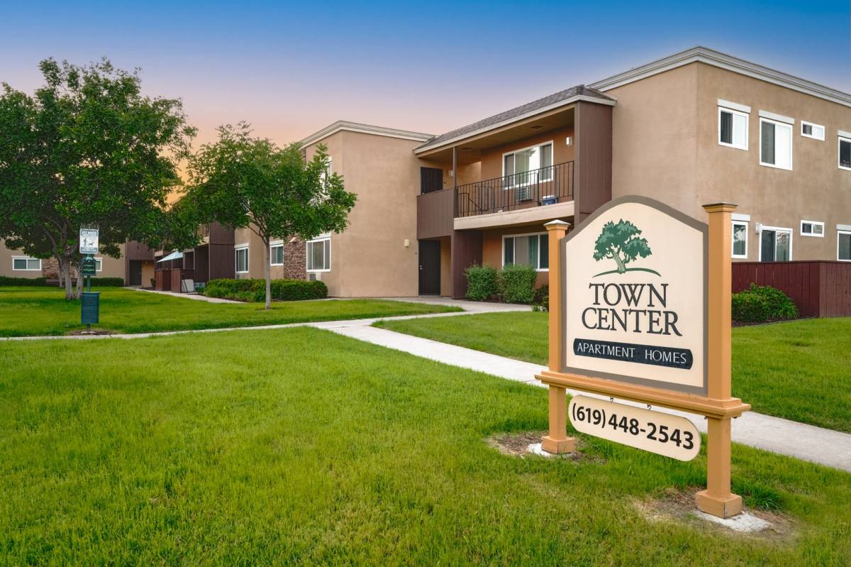 Apartment for rent at 10233 Mission Gorge Rd, Santee, CA 92071