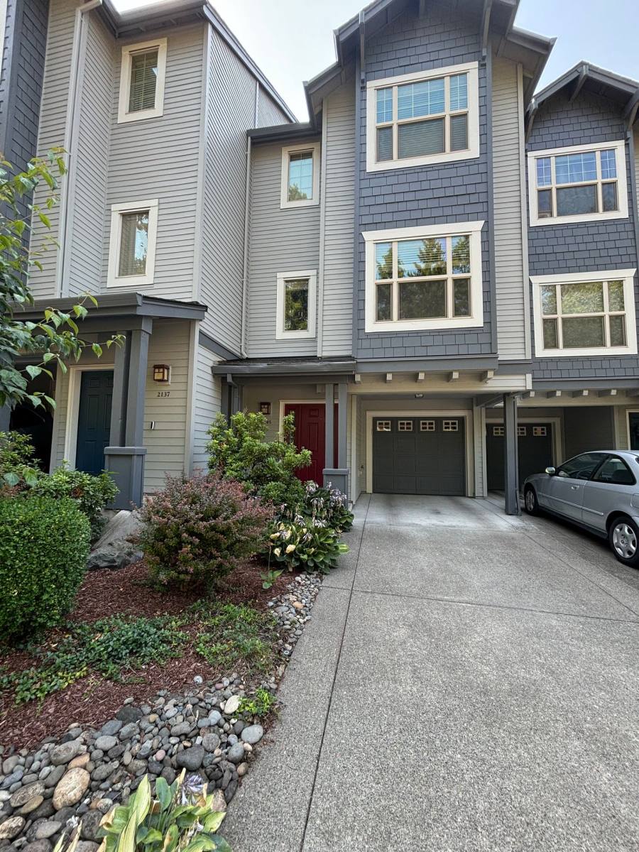 Apartment for rent at 2145 NE 50th Way, Hillsboro, OR 97124