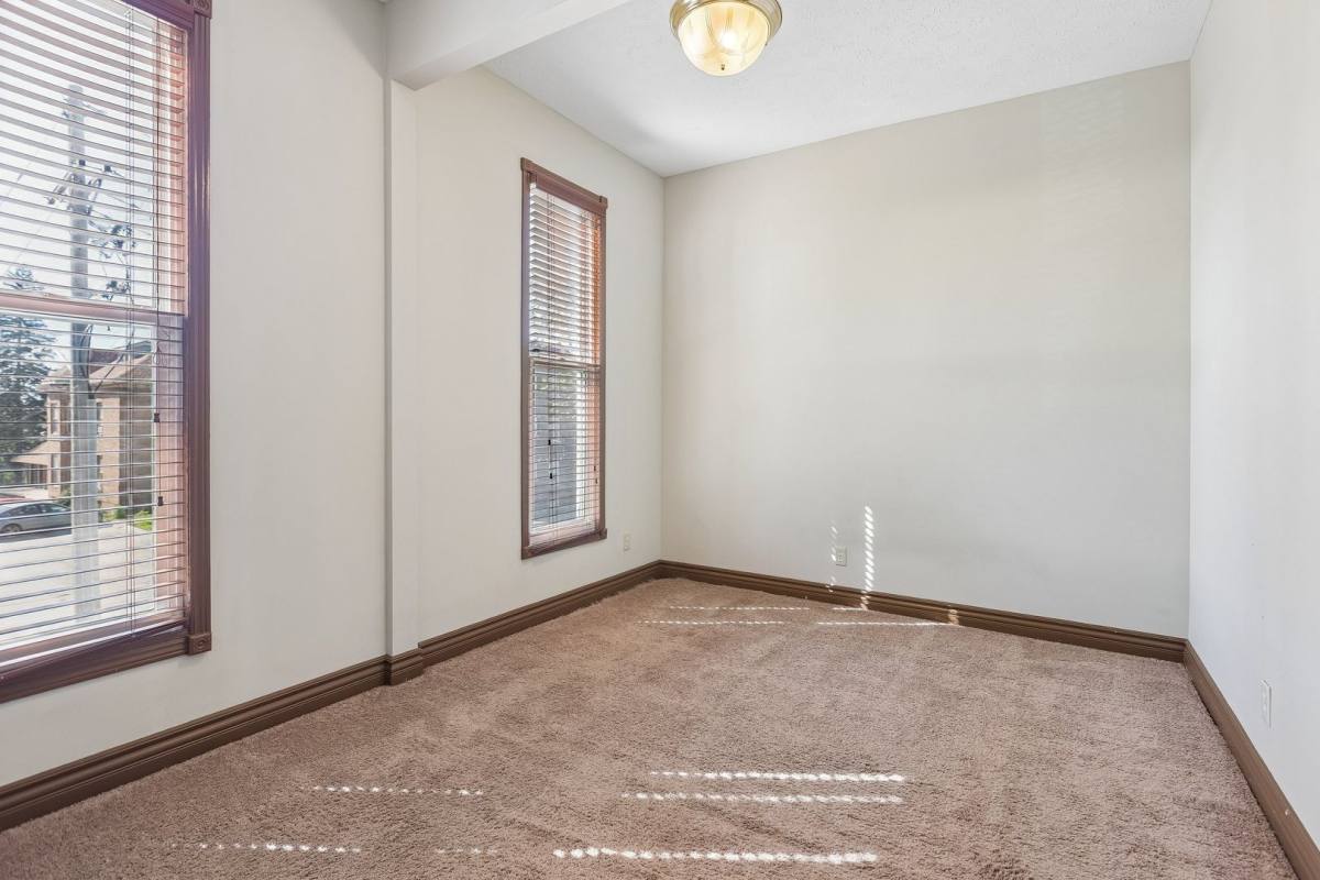 Apartment for rent at 1313 S 32nd St, Omaha, NE 68105