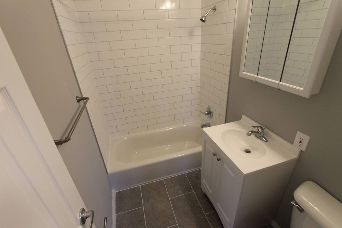 Apartment for rent at 700 W Walnut Lane, Philadelphia, PA 19144