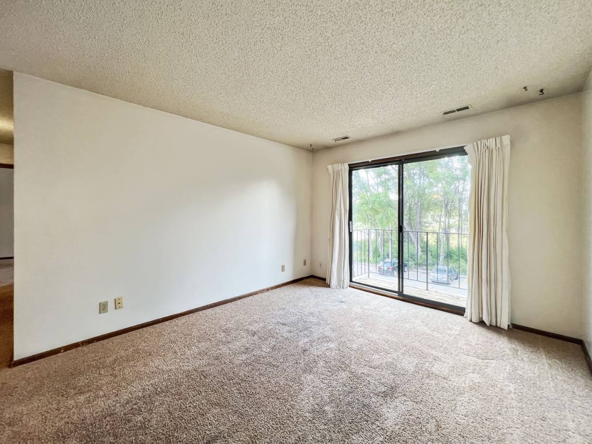 Apartment for rent at 612 S 16th St, Ames, IA 50010