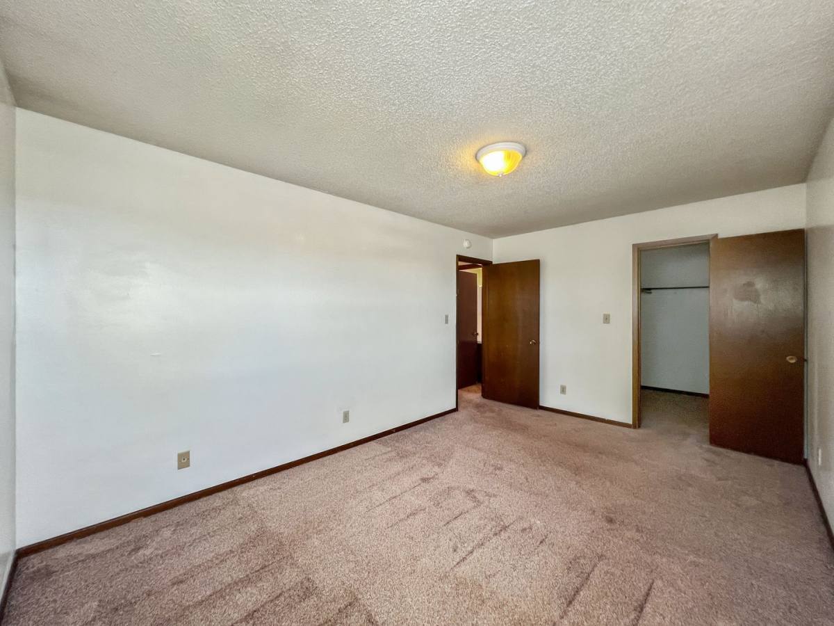 Apartment for rent at 612 S 16th St, Ames, IA 50010