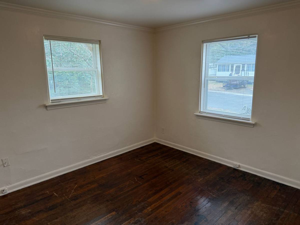 House for rent at 2414 Wilson Ave, Charlotte, NC 28208